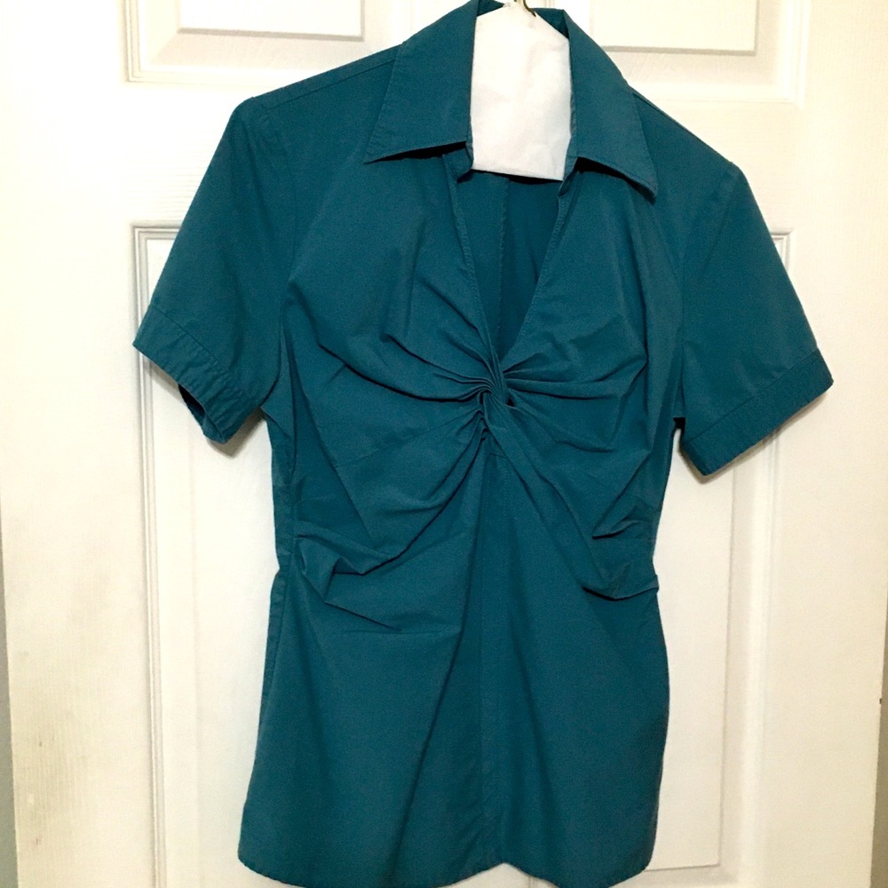 Blue/green twist front fitted shirt